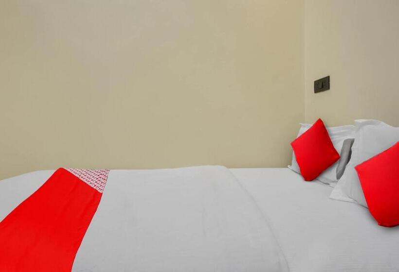 Трехместный Номер Deluxe, Oyo Flagship Hotel Crown & Lodge