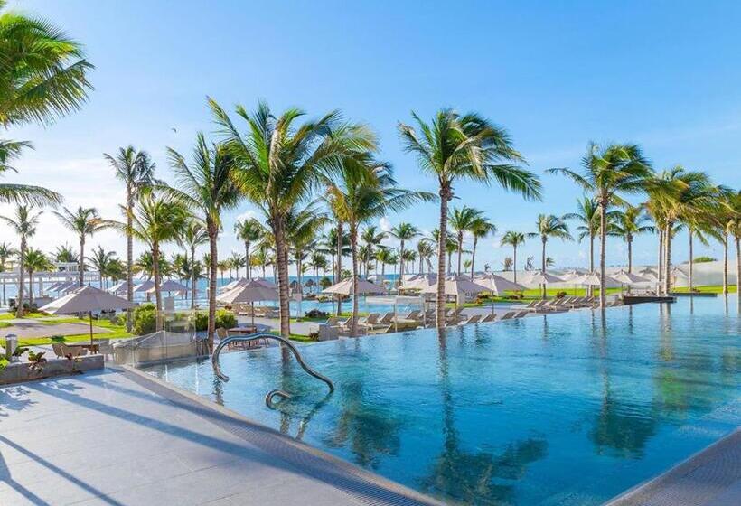 Люкс, Ocean View In 5 Diamond Resort