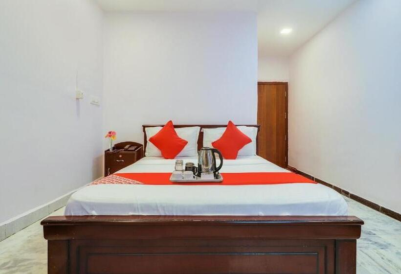 اتاق کلاسیک سه تخته, Oyo Flagship 70332 Lahari Luxorious Rooms