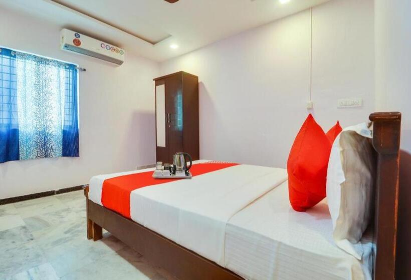 اتاق کلاسیک سه تخته, Oyo Flagship 70332 Lahari Luxorious Rooms