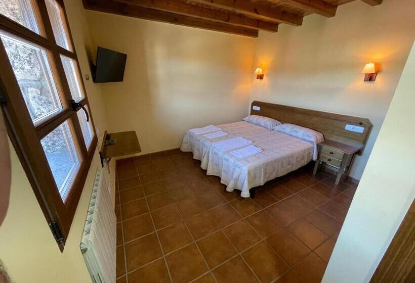 Habitación Deluxe, La Guarida De La Lleira