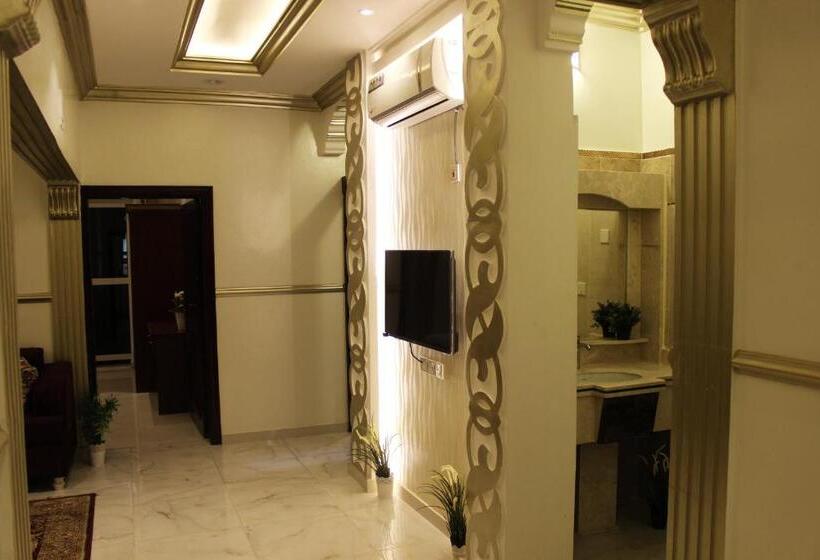 Апартаменты 3 Спальни, Al Afaq Alraqi Furnished Apartments