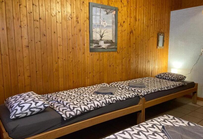اتاق استاندارد چهار تخته, B&b Chalet Rey Bellet
