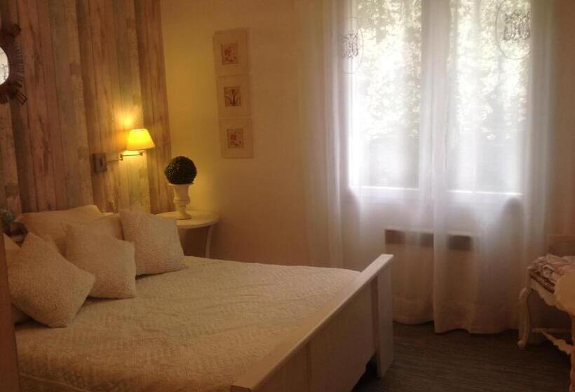 Номер Стандарт Вид на Сад, B&b Les Muscades