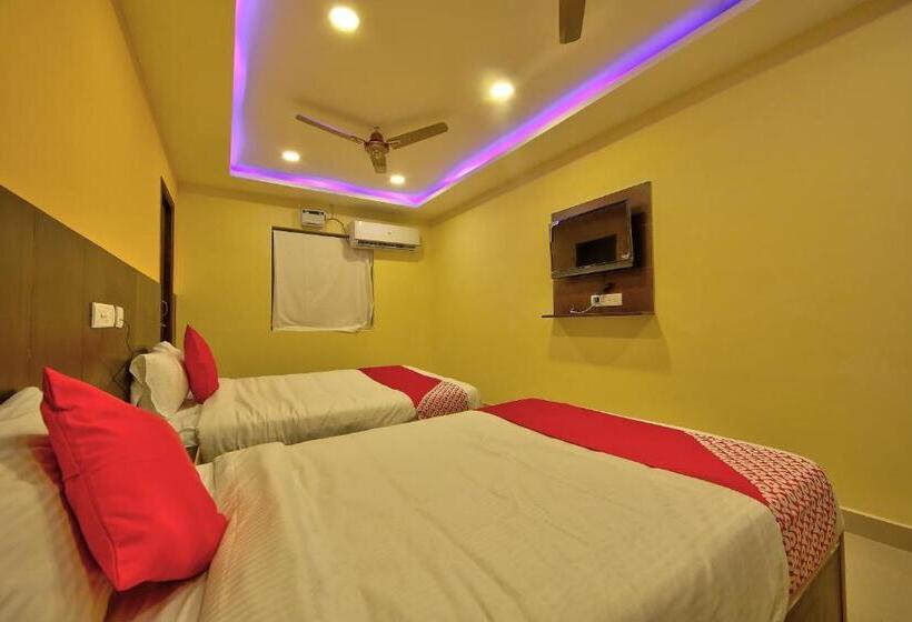 标准间, Collection O Joliday Inn