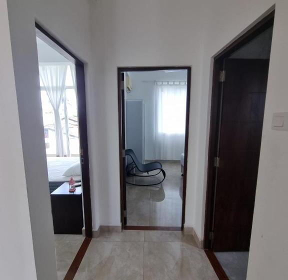 Апартаменты 1 Спальня, Legends Towers Apartments