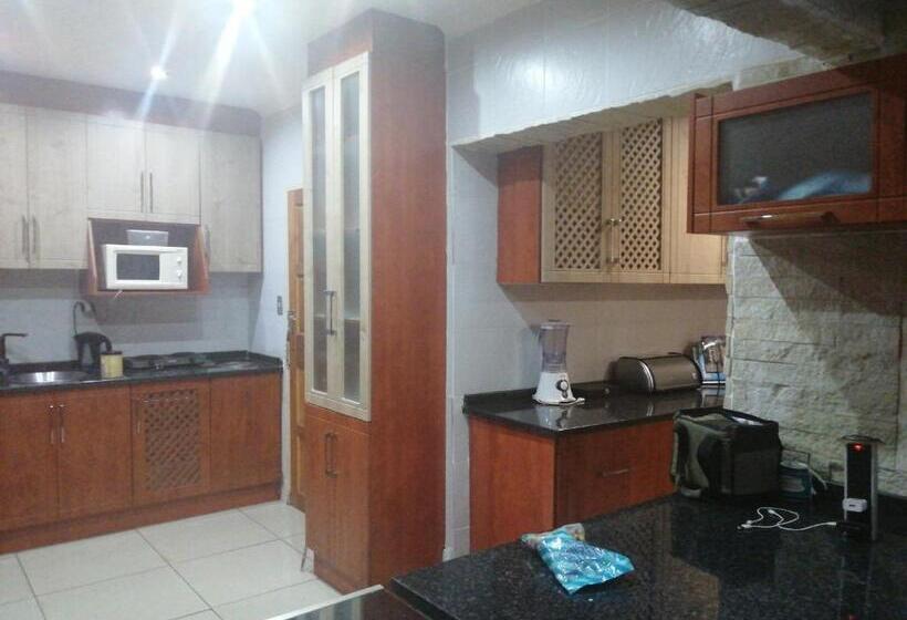 اتاق اکونومی, Garden View Guesthouse Fleurhof