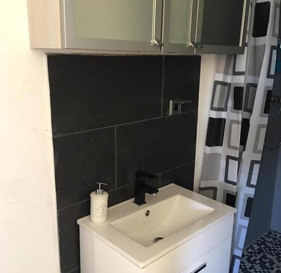 이코노미 룸, Zweibettzimmer