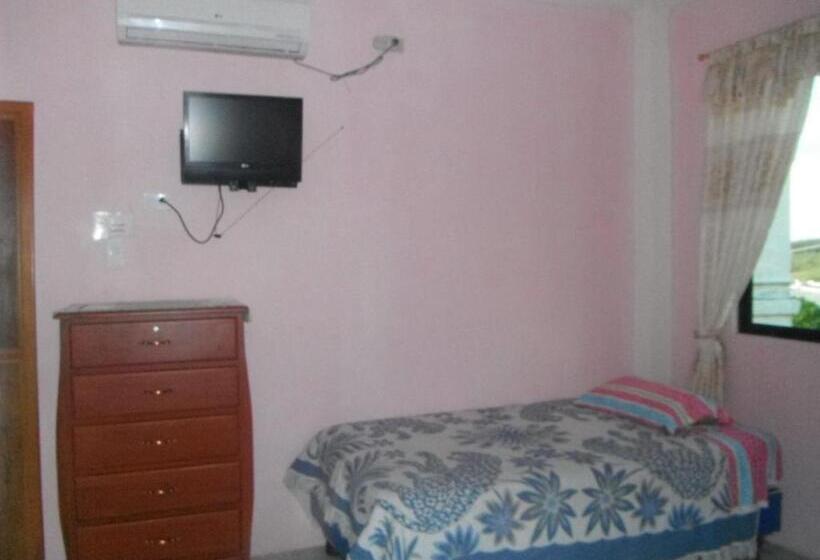 سوئیت با تخت بزرگ, Casa De Celeste