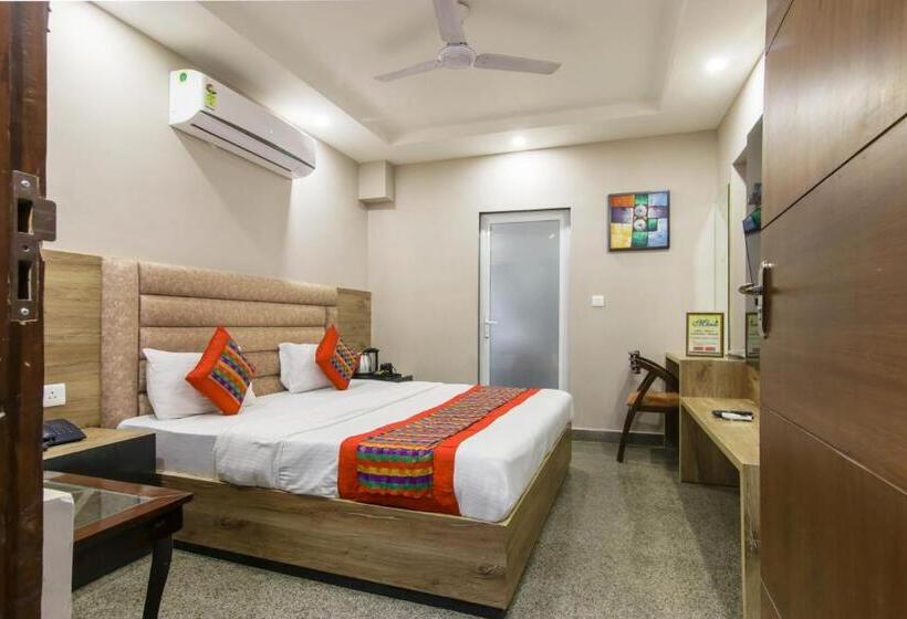 标准间带阳台, Anand   New Delhi