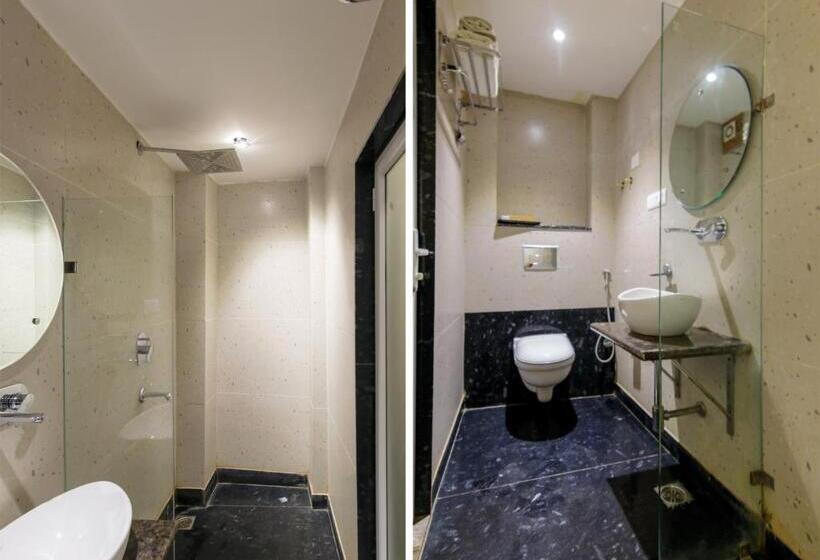 Quarto Estandar com Sacada, Anand   New Delhi