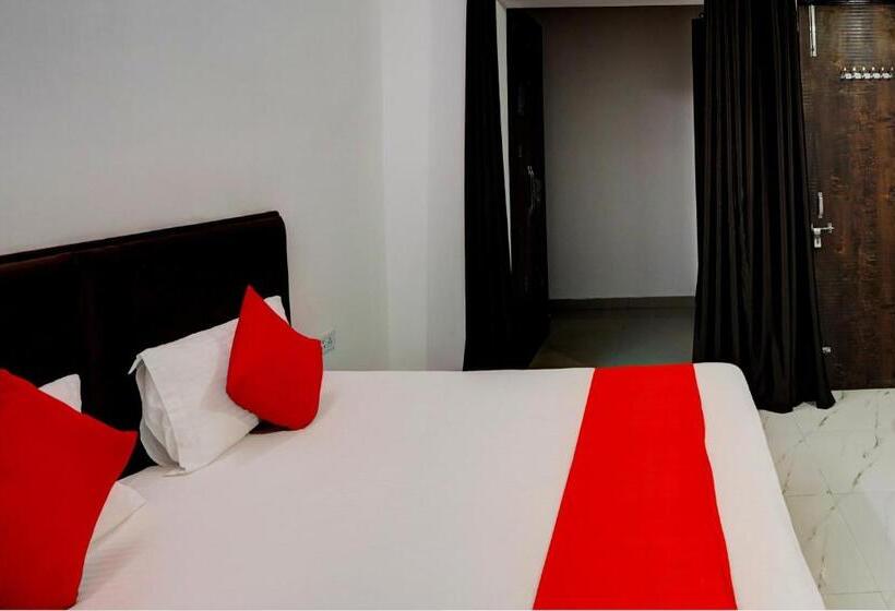 Üç Kişilik Klasik oda, Oyo Cds Residency