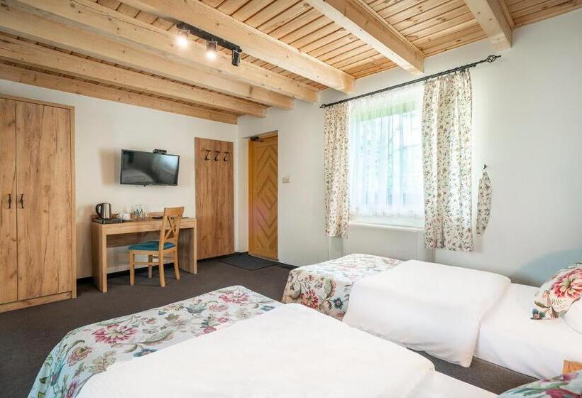 Номер Стандарт Вид на Озеро, łabędź Hotel Karczma