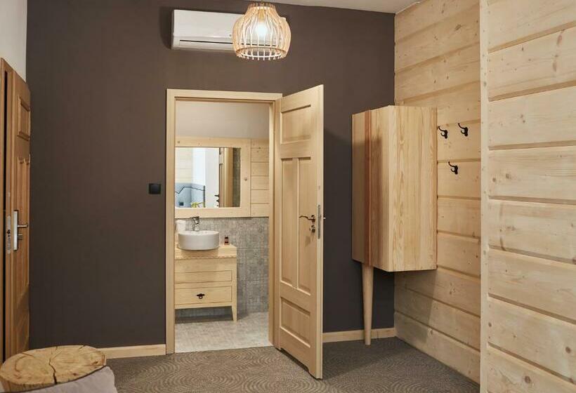 Номер Стандарт, Gazdówka Spa