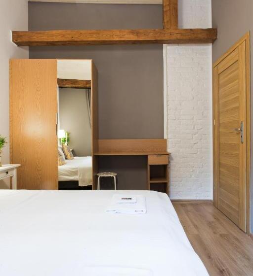 Люкс, Karolinka Guest House