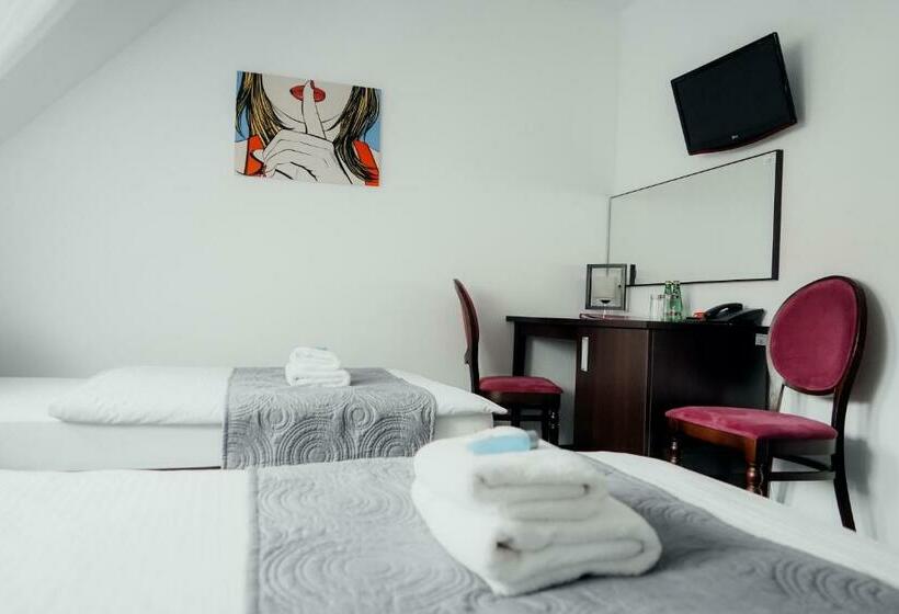 Номер Стандарт, Pałac Krotoszyce Basen&spa