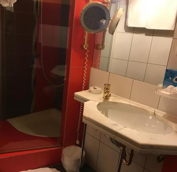 Номер Стандарт Трехместный, Podzamcze