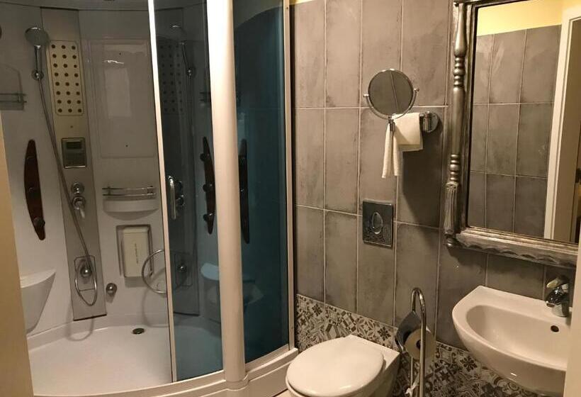 Бунгало Стандарт, Podzamcze