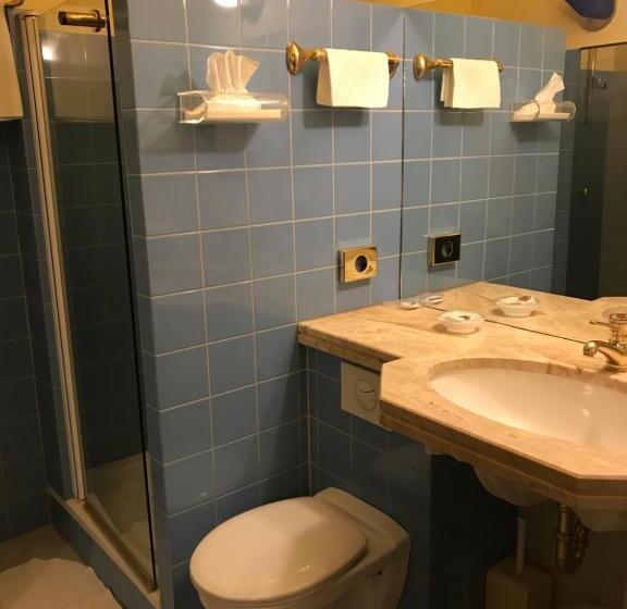 Номер Стандарт, Podzamcze