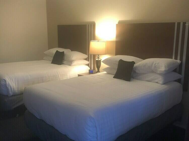 스탠다드 룸 더블 침대 2개, Red Lion Inn And Suites La Pine, Oregon