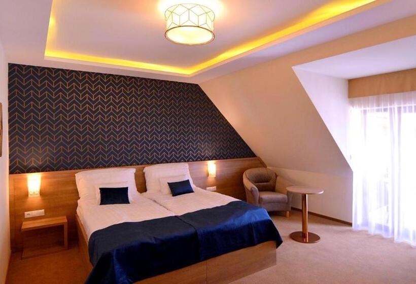 Номер Deluxe с Балконом, Villa Classica