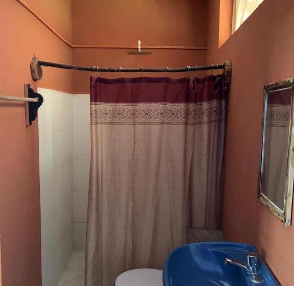 スタンダードルーム, Hostal Y Temazcal Guemez