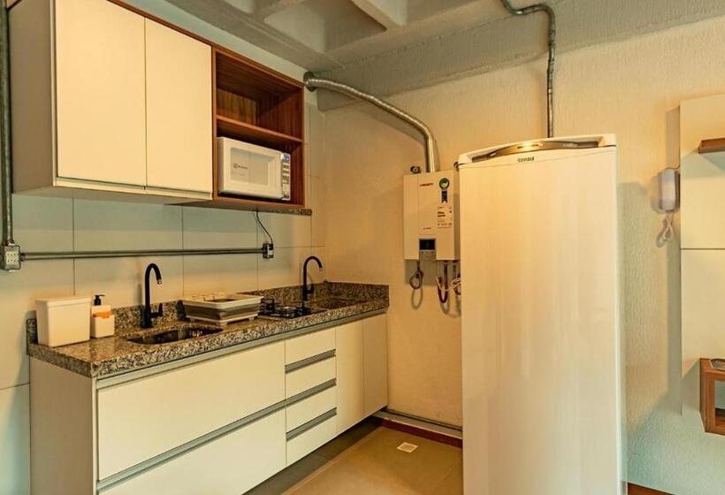 Апартаменты 2 Спальни, Apartamento Com Garagem No Centro De Guaramiranga