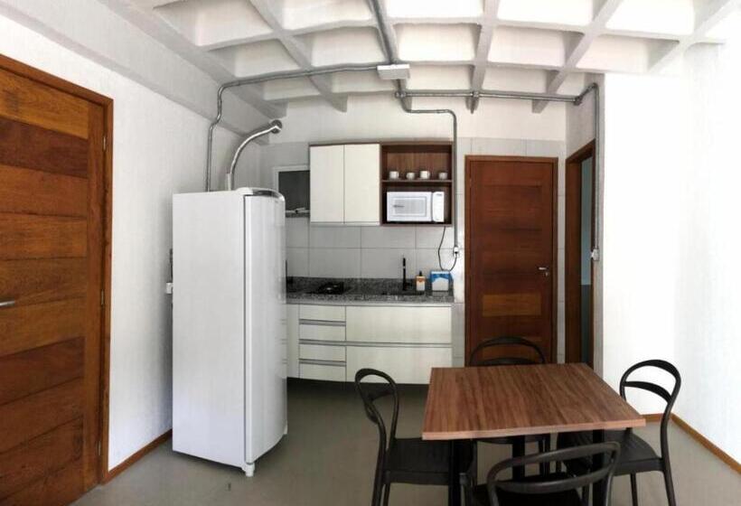 Апартаменты 2 Спальни, Apartamento Com Garagem No Centro De Guaramiranga