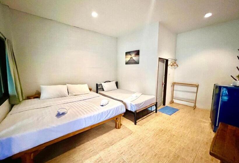 Номер Стандарт Трехместный, Phupa Beach Resort