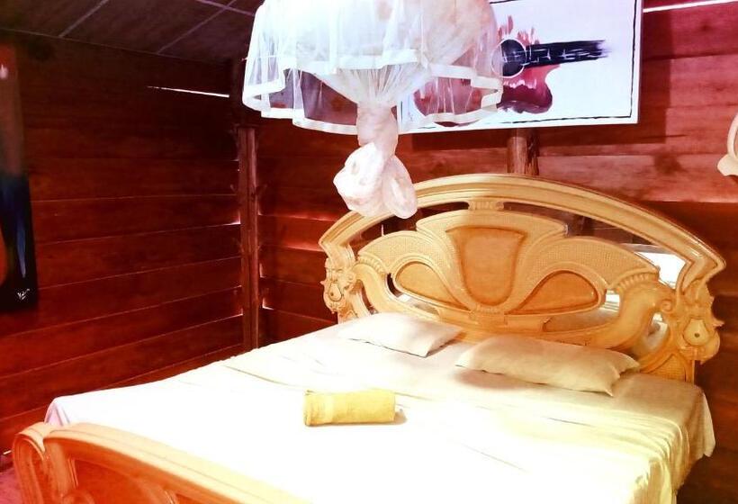 اتاق استاندارد با چشم‌انداز دریاچه, Habarana City Hostel