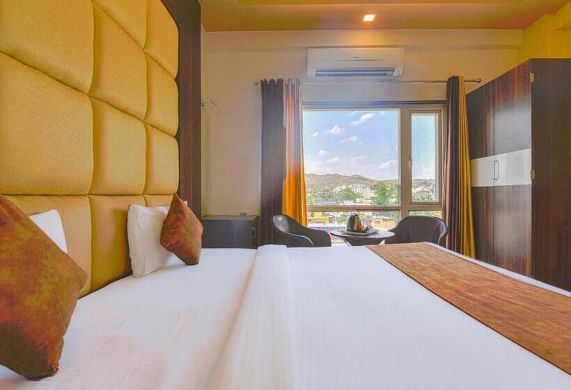 Quarto Estandar Vista Montanha, Mangal Residency Rooftop Pool