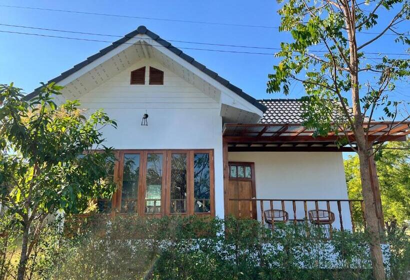 Номер Стандарт Вид на Горы, บ้านโรสแมรี่ By ชมภู ชุมแพ โฮมสเตย์ ไร่คุณต๋ง