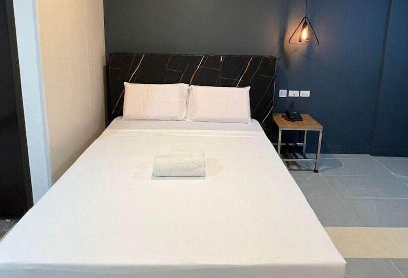 Номер Deluxe, Maine City Residences Tramo
