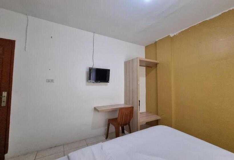 带大床的标准间, Oyo 93493 Wira Residensia Syariah