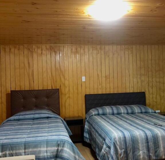 اتاق استاندارد سه نفره, Hostal Riposo
