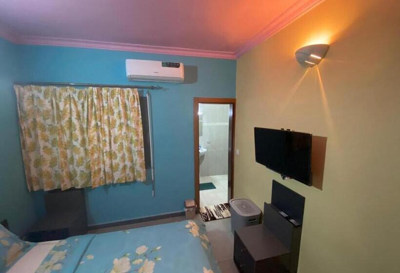 スタンダードルーム, The Landing Lodge Abidjan