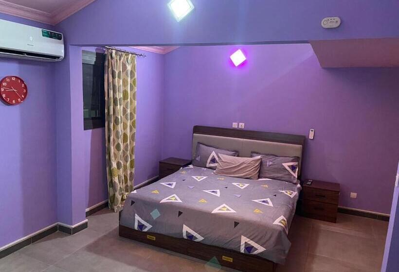 ４ベッドルームハウス, The Landing Lodge Abidjan