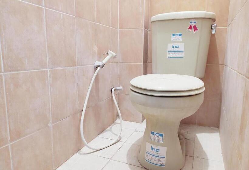 Номер Стандарт Индивидуальный, Reddoorz At Deamartaloka Colomadu Solo