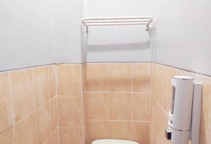 Номер Стандарт Индивидуальный, Reddoorz At Deamartaloka Colomadu Solo