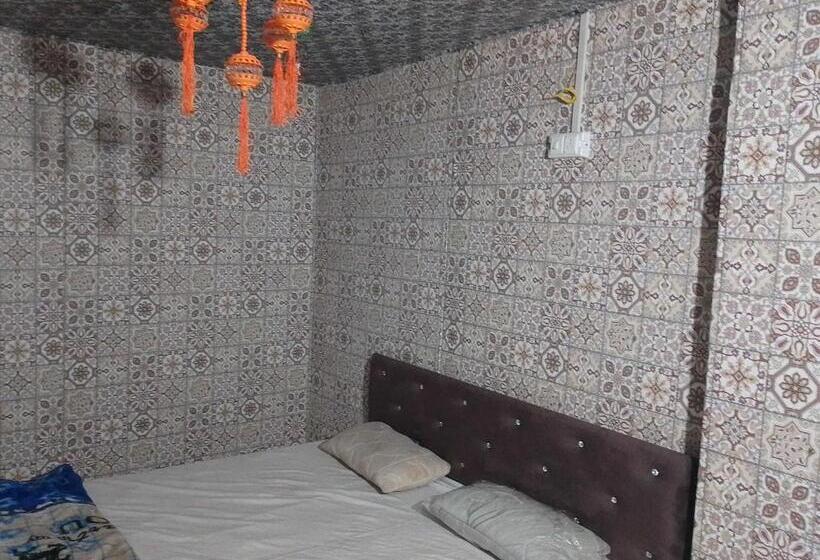 Трехместный Номер Классика, Oyo Hotel Moonlight Palace