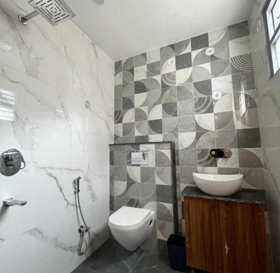 디럭스 룸, Devlok Homes