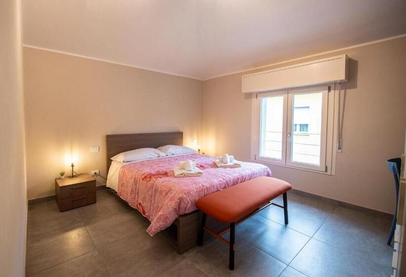 اتاق استاندارد, 350 M Dall Ospedale Maggiore L Parcheggio Privato Free L Nova Galileo