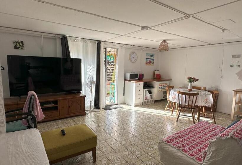 סוויטה משפחתית, Zen Escape Guest House  Romantic Escape, Cozy Delight, Oasis Suite