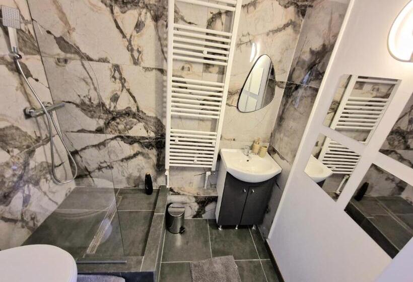 חדר משפחתי, Gaia Villa Predeal