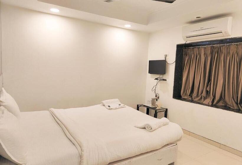 Quarto Deluxe, Vrs Satkar