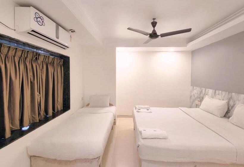 Quarto Triplo Estandar, Vrs Satkar