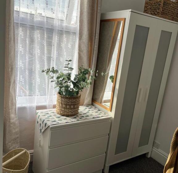 Номер Стандарт, Monk S Lodge Private En Suite Room Cv1