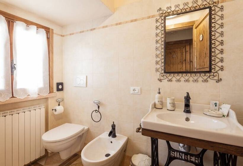 Номер Стандарт, La Casa Delle Rondini