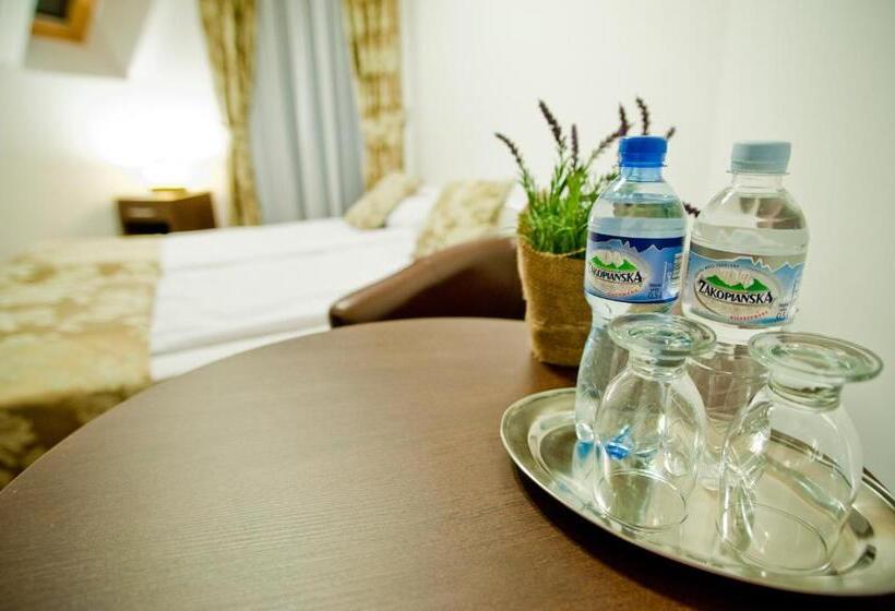 Четырехместный Номер Стандарт, Apartamenty Rubin