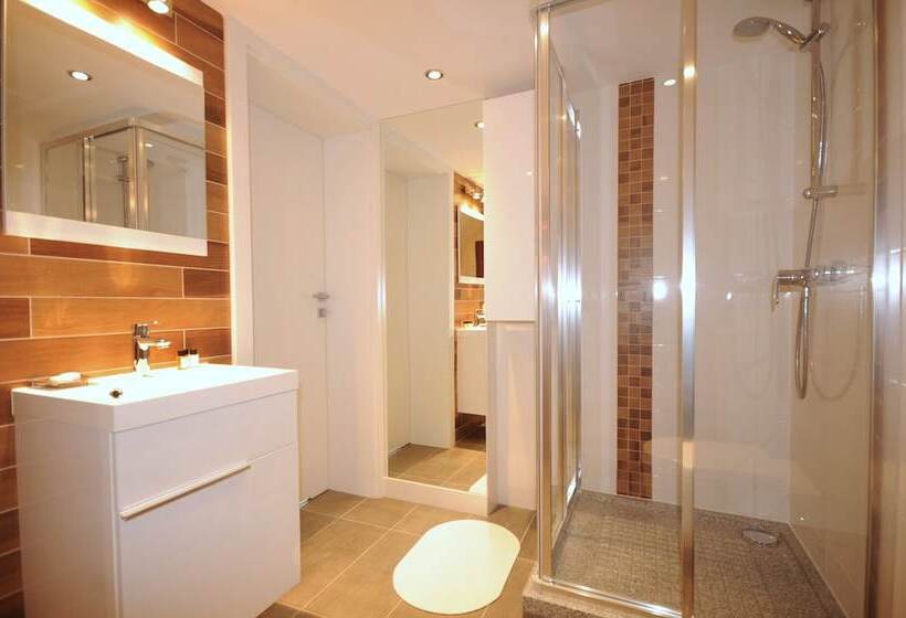 Апартаменты 2 Спальни, Harenda Residence   Destigo Hotels
